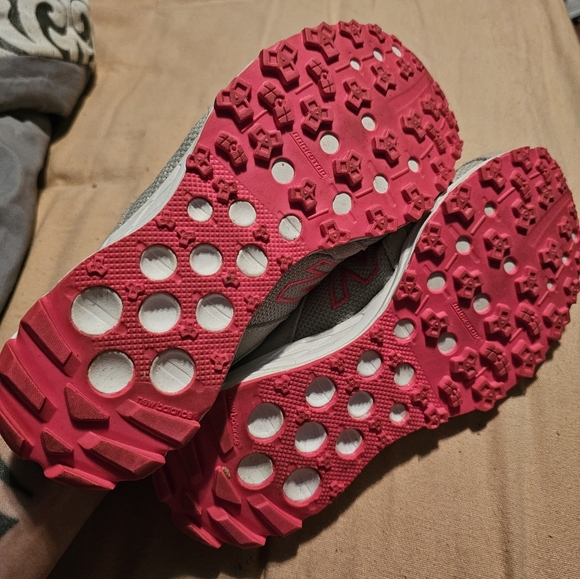 New Balance 692 - Picture 7 of 7